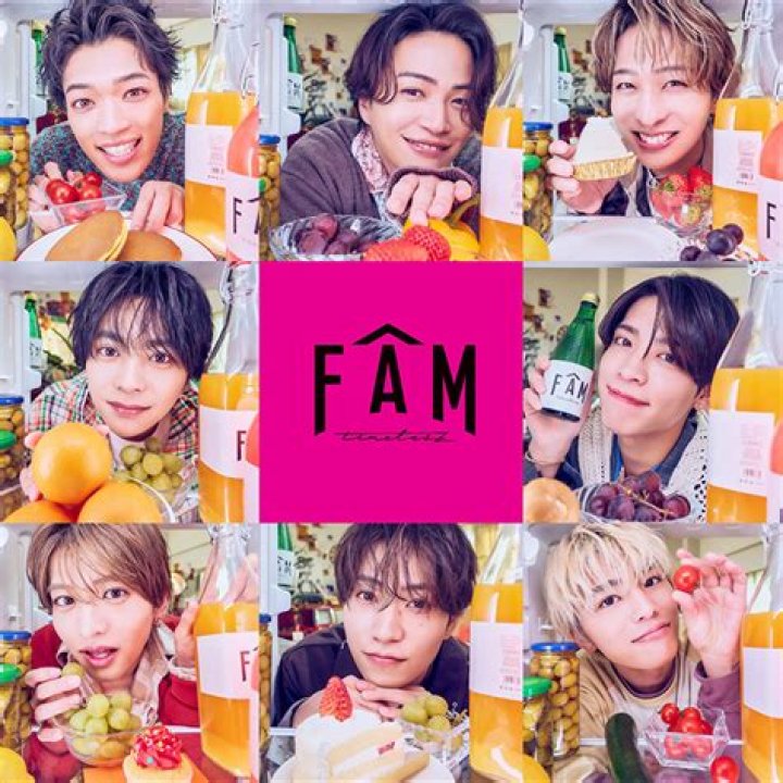 𝐓𝐡𝐞 𝐒𝐜𝐡𝐧𝐚𝐜𝐤𝐲 𝐬𝐢𝐛𝐥𝐢𝐧𝐠𝐬 The fam, Chantal, Celebs