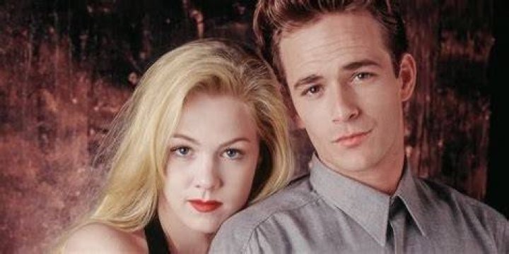 90210 Pair Kelly and Dylan Reunited Love Stories
