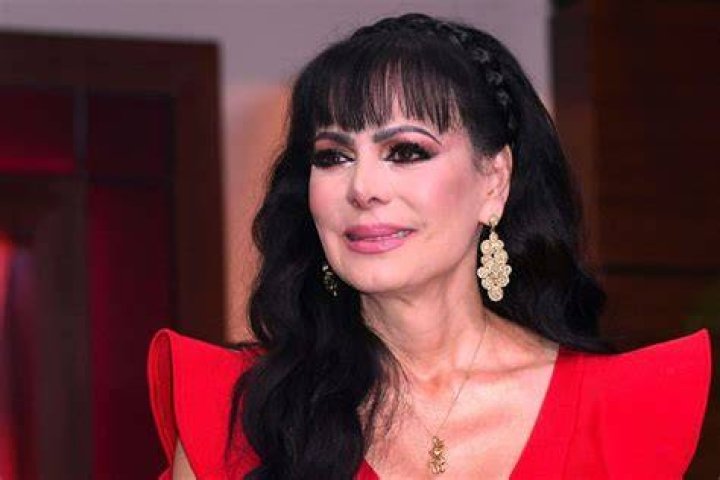 A sus 59 a&ntilde;os, Maribel Guardia luce cuerpazo en atrevido bikini Veraz