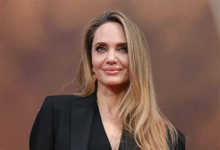 Angelina Jolie (Actress) Age, Biography, Wiki, Height, Weight