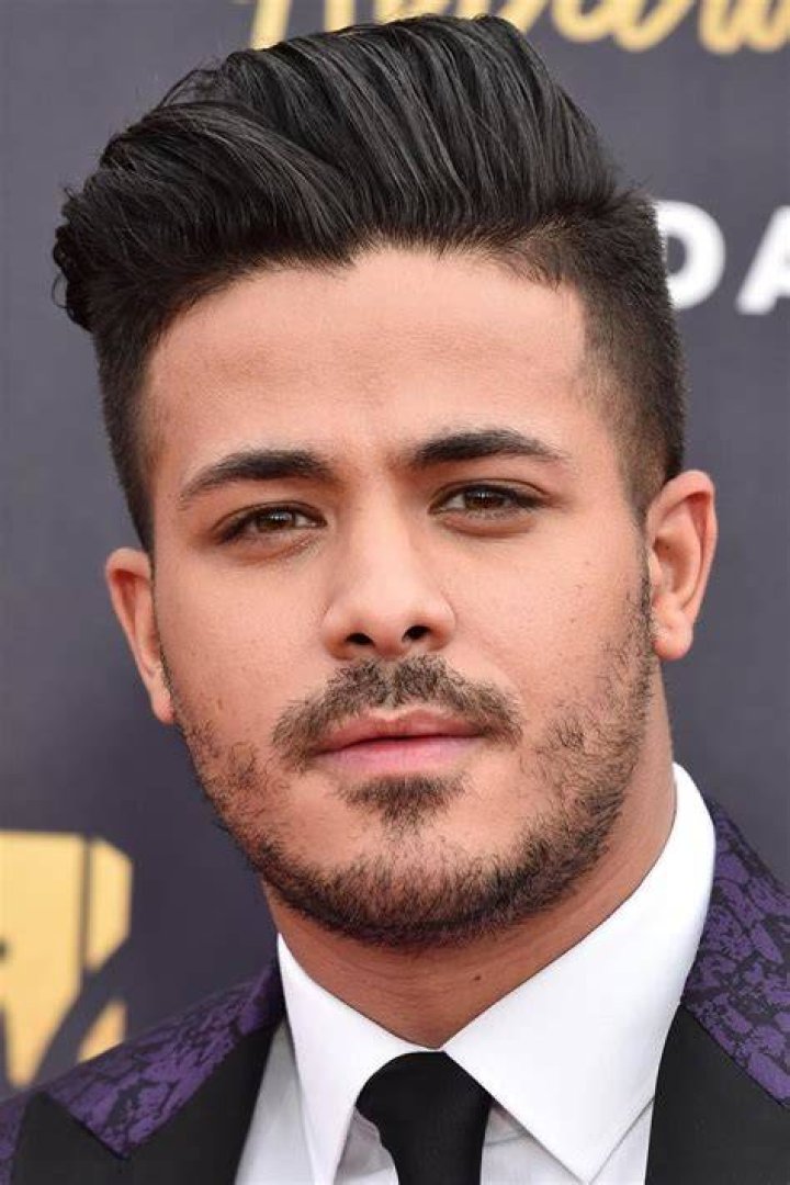 Christian Navarro's latest Instagram post has 13 Reasons Why fans
