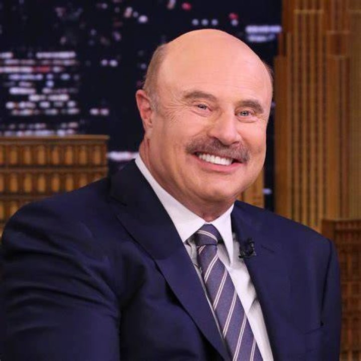 Dr. Phil's wife Robin McGraw addresses plastic surgery rumors