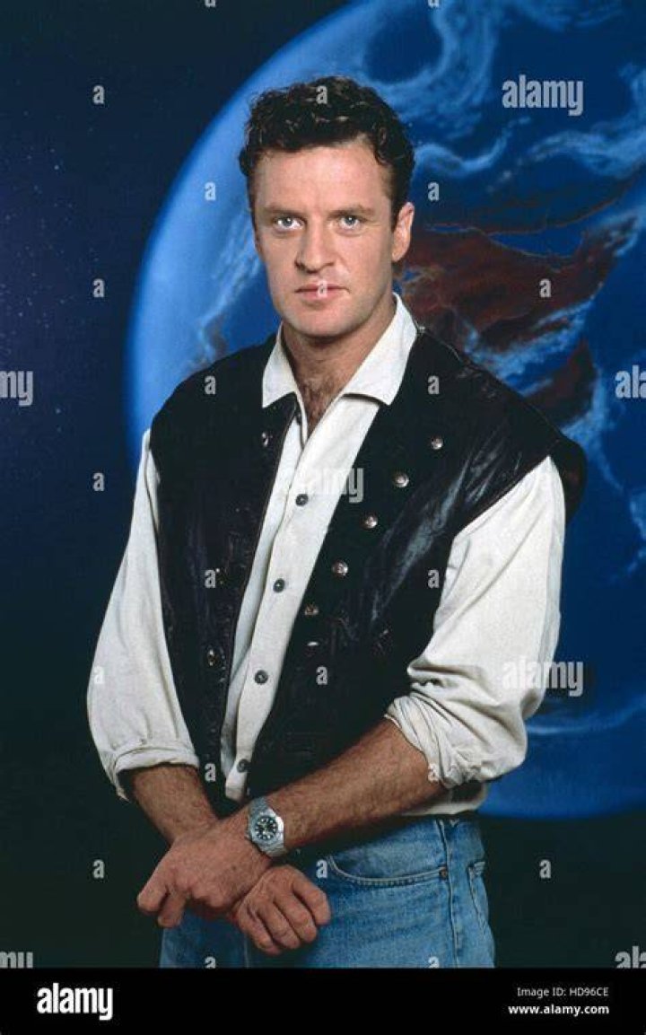 E.A.R.T.H. Kraft, Stewart FinlayMcLennan, 1990, &copy; Paramount Television