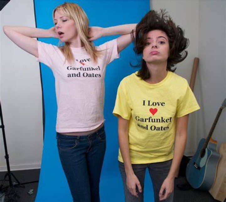 garfunkel and oates Tumblr Kate micucci, Kate, Bigbang
