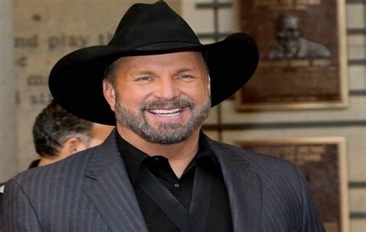 Garth Brooks Net Worth, Wiki, Biography, Age, House More Saverudata.info