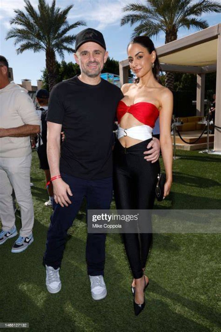 Is Mona Vand And Gary V Dating? Relationship Officially Announced