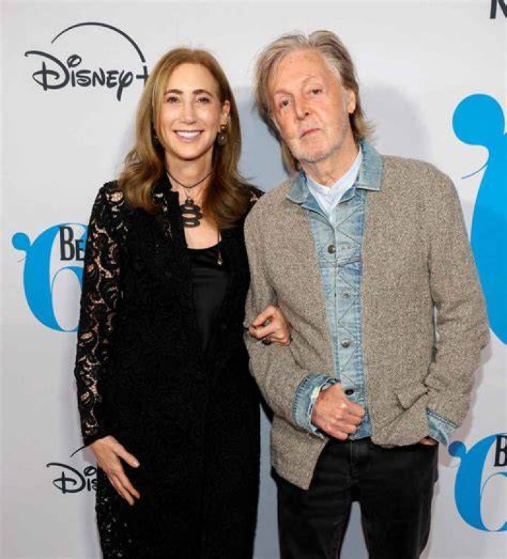 Is Paul Kent Married? Wife, Age, Height, Net Worth, Wiki