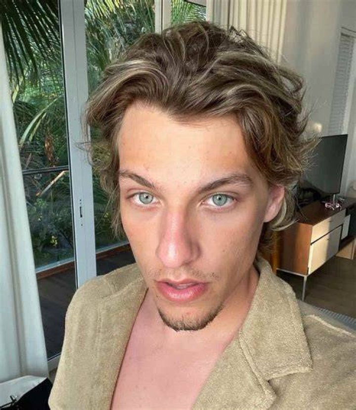 Jake Bongiovi Wiki, Bio, Height, Age, Birthday, Parents, Girlfriend