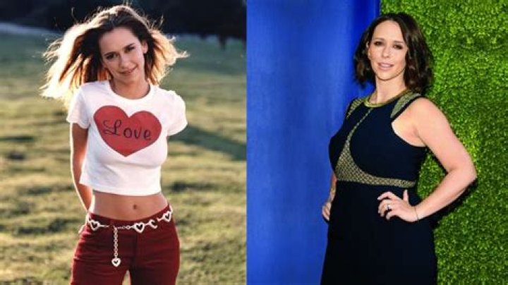 Jennifer Love Hewitt Weight Gain Is Fox 911 Maddie Pregnant?