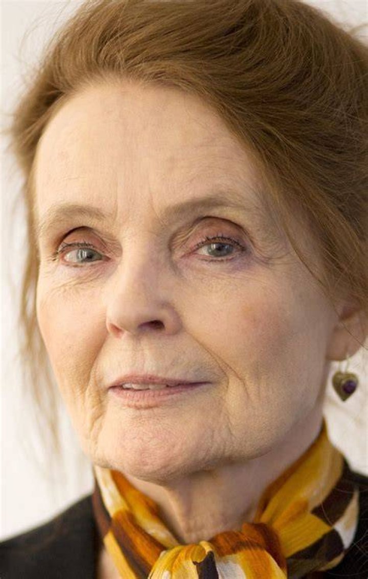 Katharine Houghton Profile, BioData, Updates and Latest Pictures