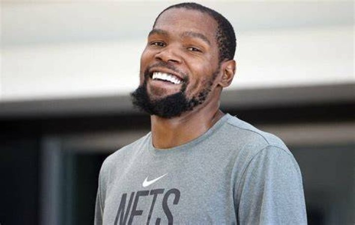 Kevin Durant Wife, Son, Net Worth, Contract, Salary, Age, Height