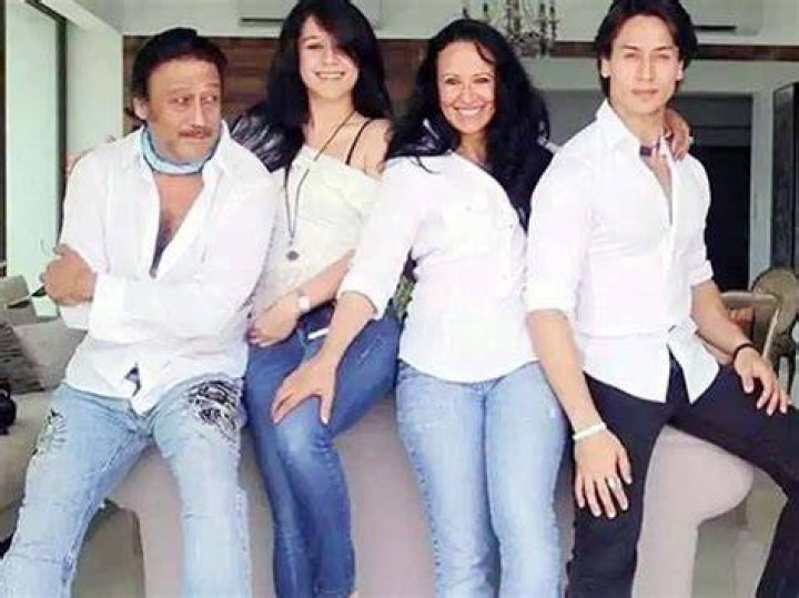 Krishna Shroff Wiki, Age, Family, Net Worth, Boyfriend, Biography