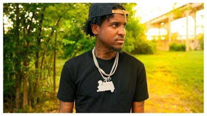 Lil Reese does clean up act after humiliating homeless man