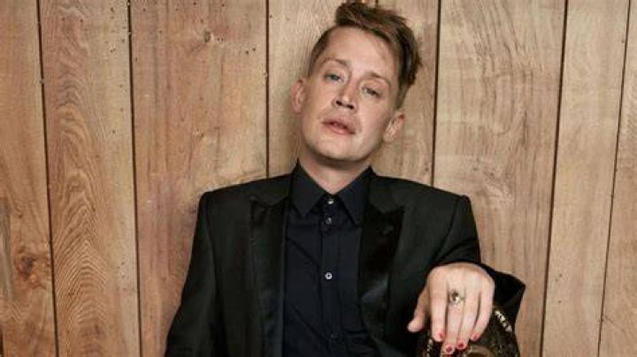 Macaulay Culkin's Suspected Plastic Surgery Explored