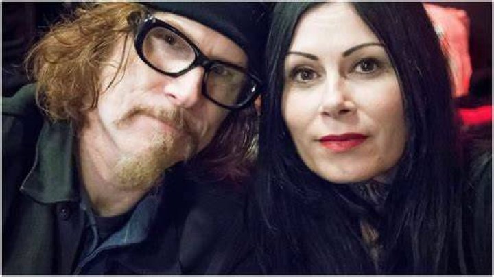 Mark Lanegan survived by wife Shelley Brien as Screaming Trees singer