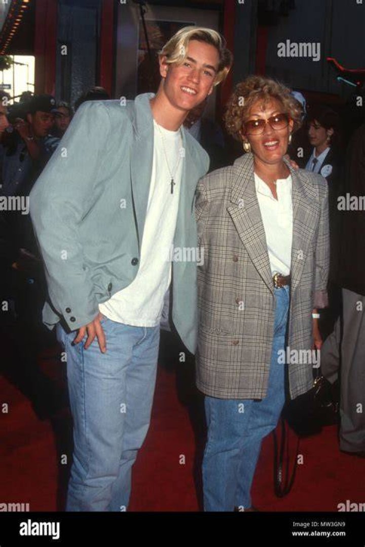 MarkPaul Gosselaar and his Indonesian mom