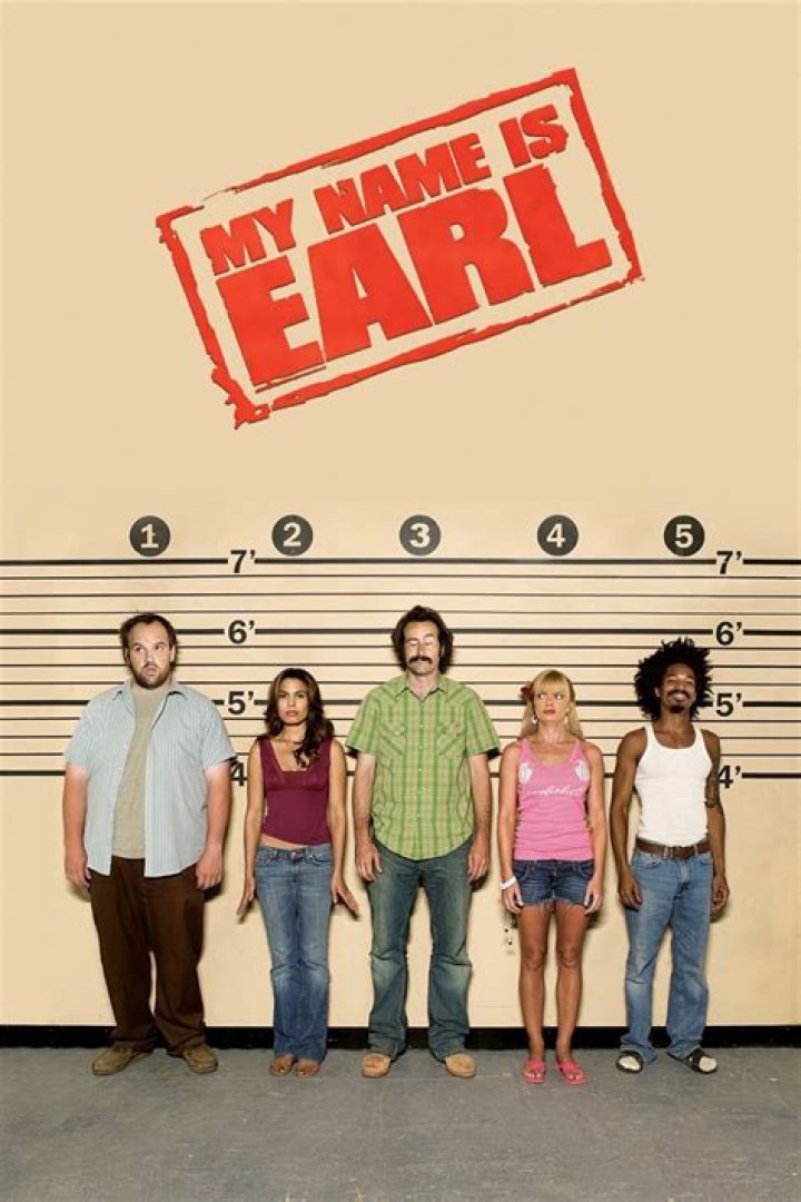 My Name is Earl' costar Ethan Suplee and wife Brandy Lewis walking