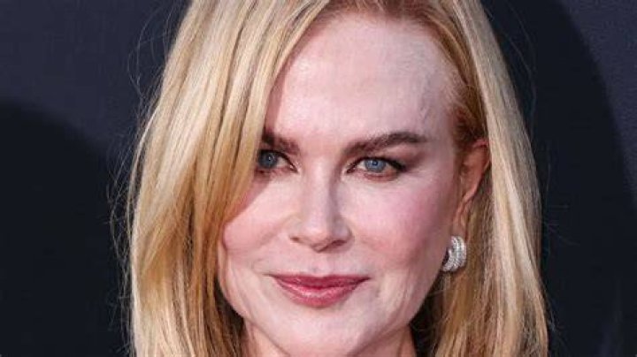 Nicole Kidman Brings All the Glamour (and Her Girls) to the 2021 Golden