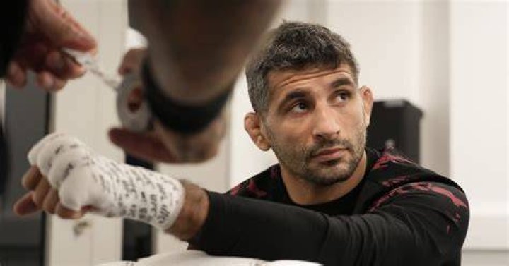 Poirier dice que Chandler no debería pelear contra McGregor
