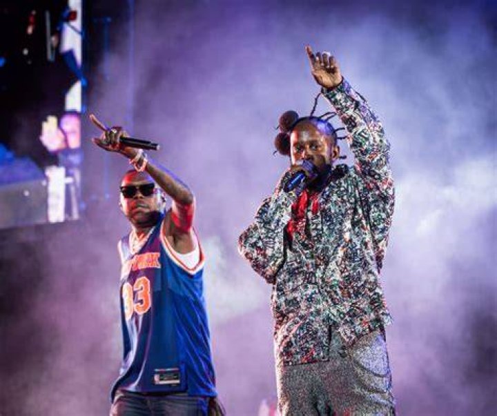 Popcaan Gives Vybz Kartel His Flowers "Ya Real G, Yo Respect a Forever
