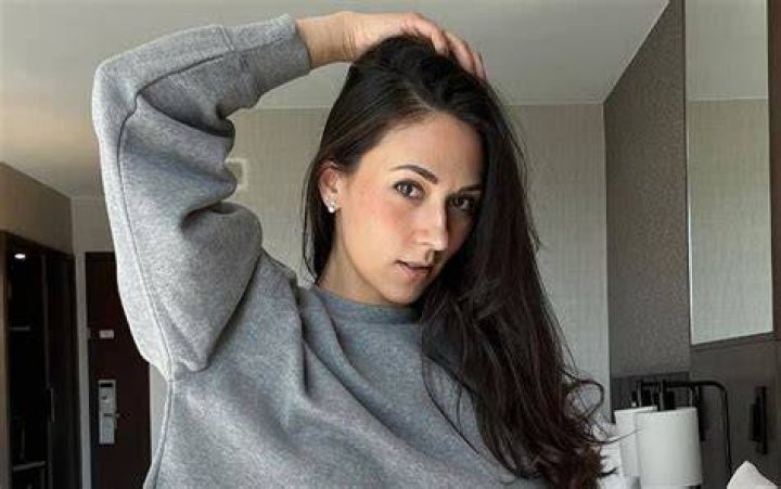 Sarah Illustrates Wiki, Age, Biography, Real Name, Parents, Husband
