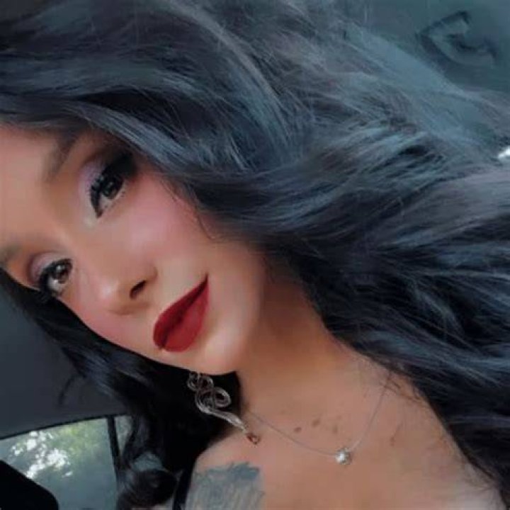 Shelby Knevelbaard (_shelby_renee_) Twitter