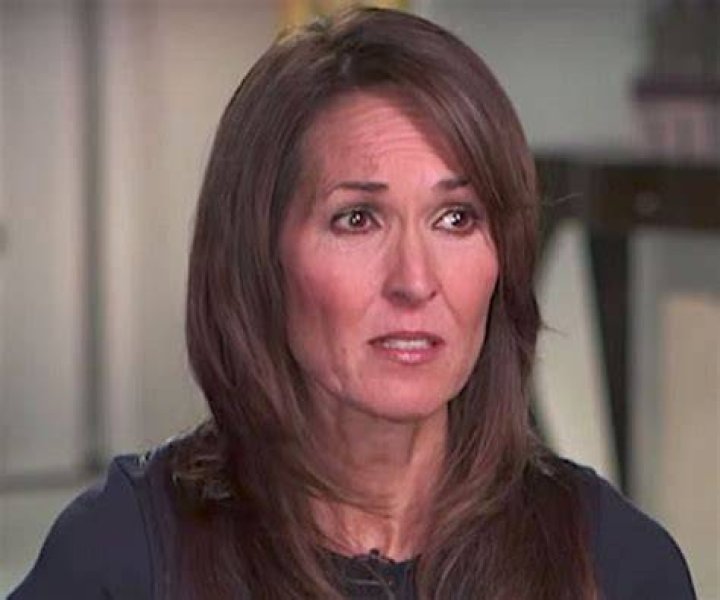 Susan Schneider Bio, Family, Career, Husband, Net Worth, Measurements