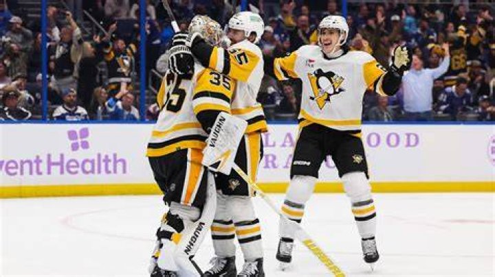 Tristan Jarry scored a goal! PensBurgh